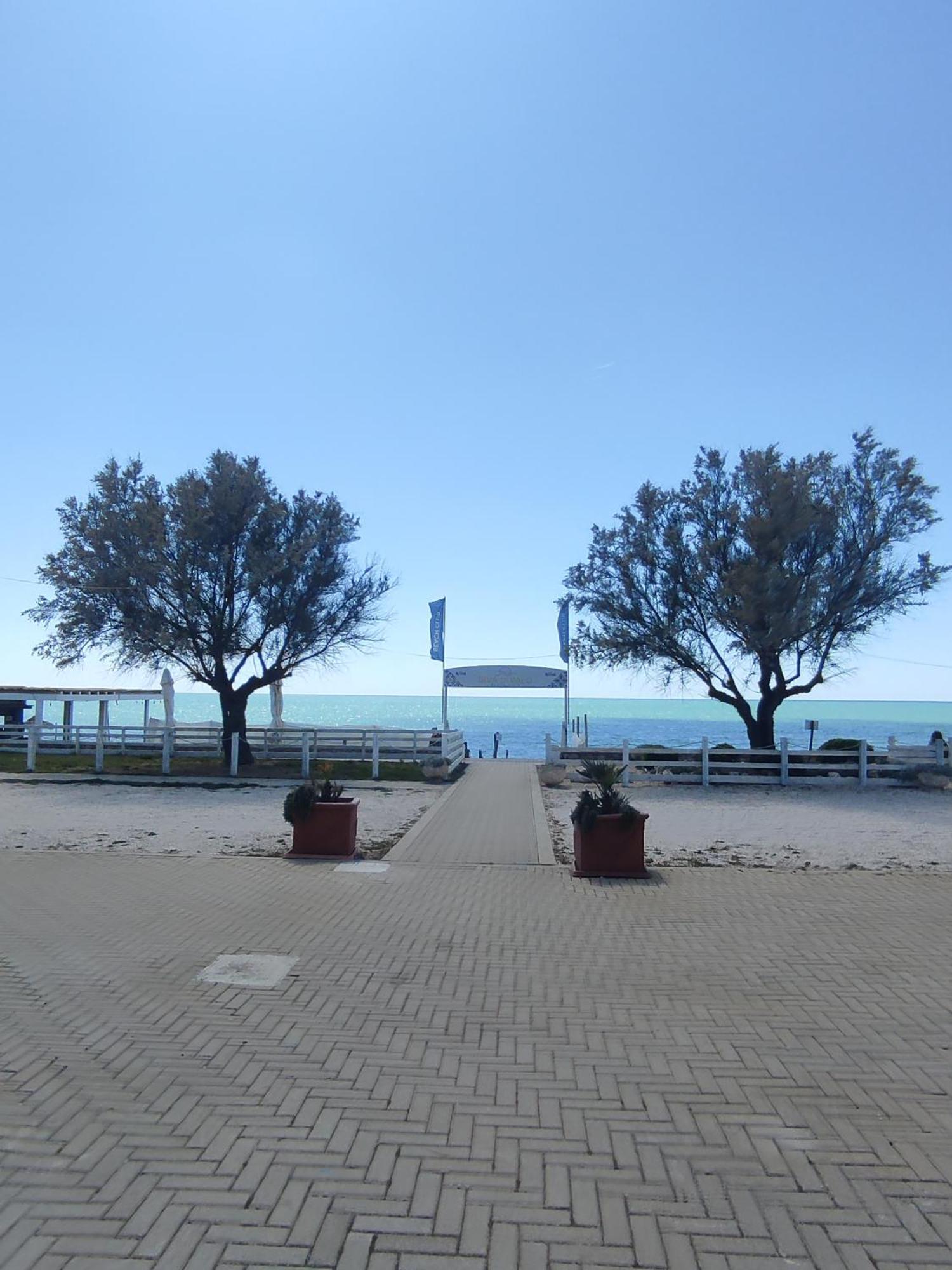 Riva Di Palo Resort Ladispoli Esterno foto